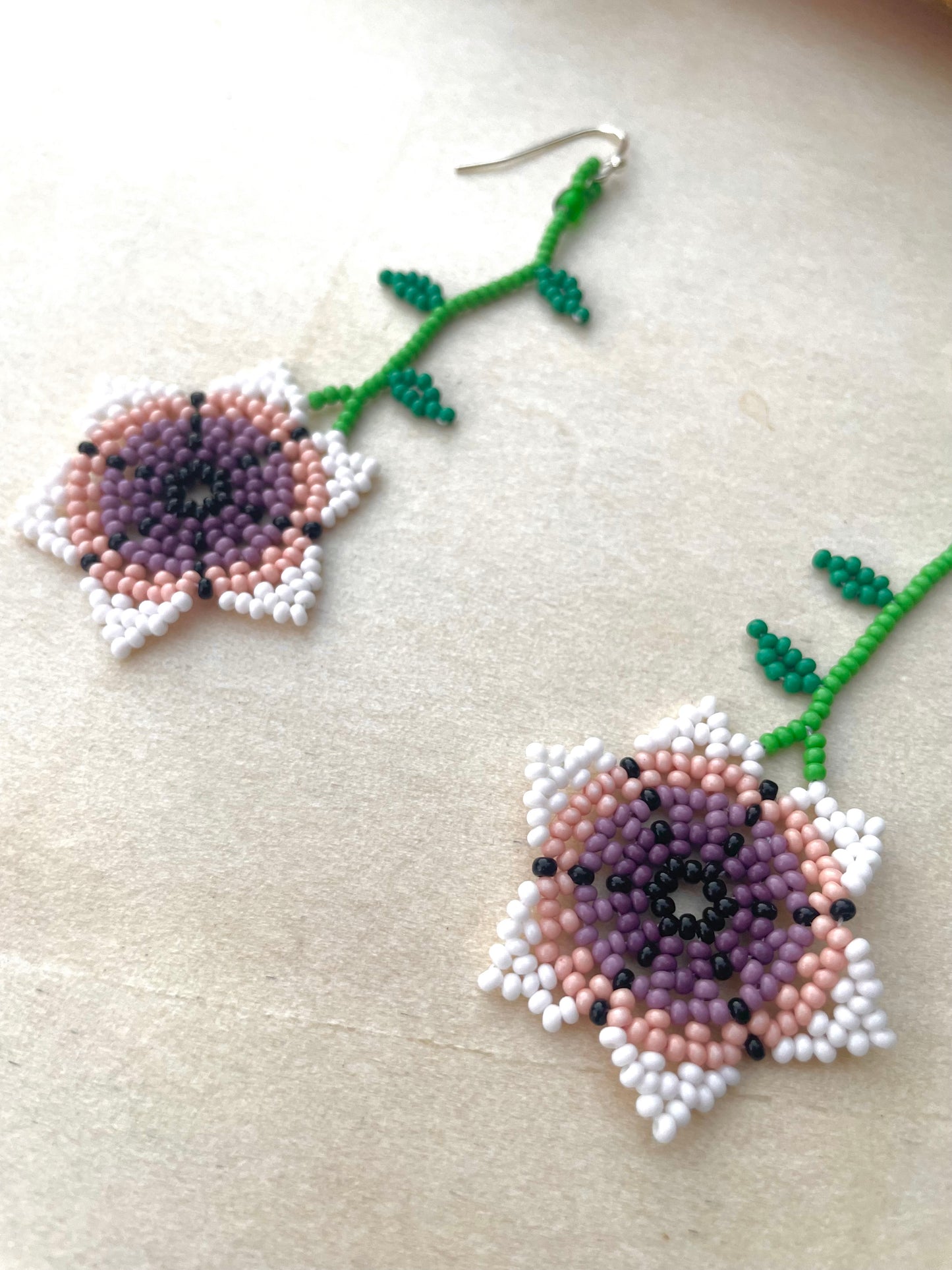 Flor Retoño - Purple & White
