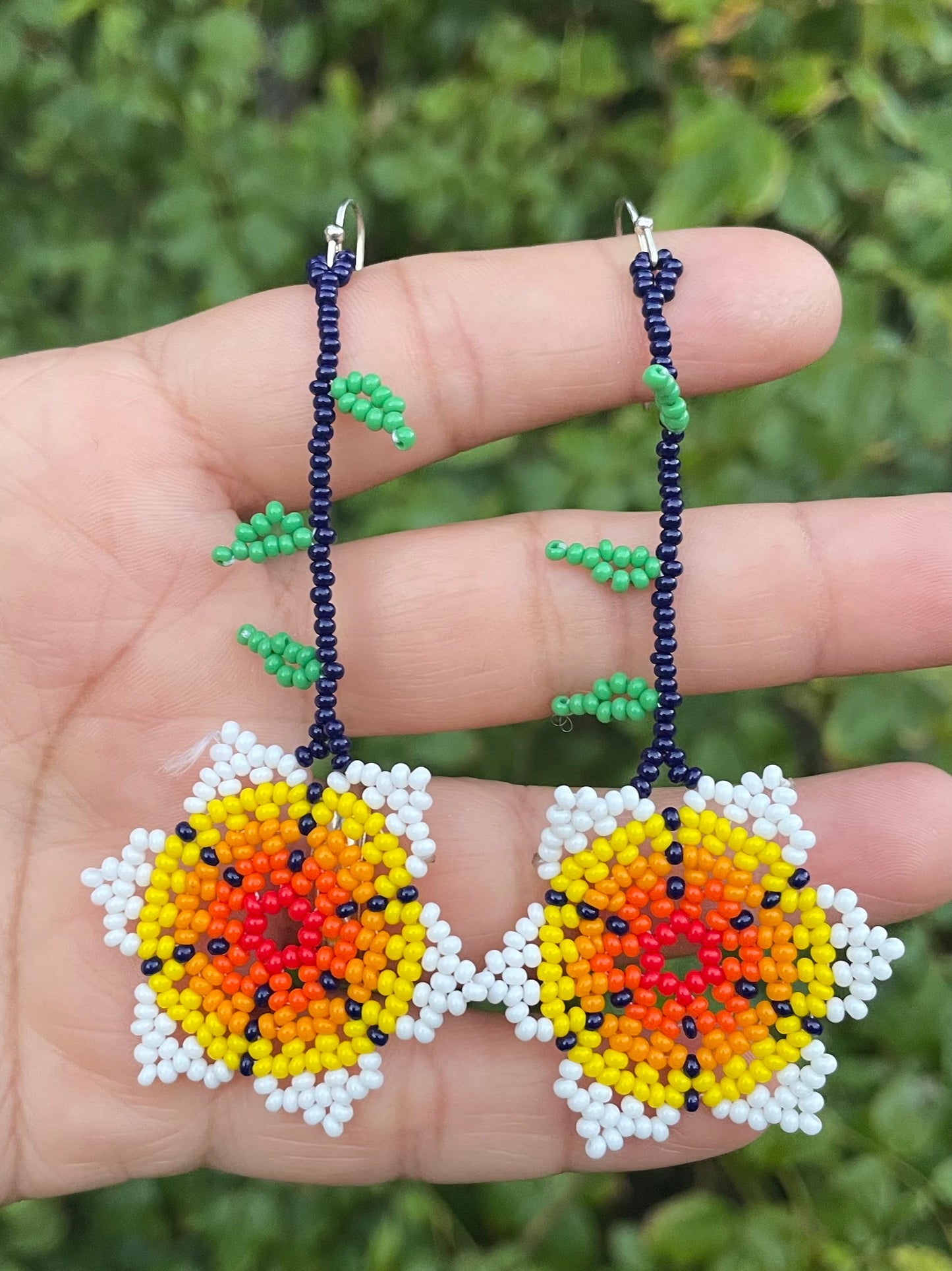 Flor Retoño - Orange & White