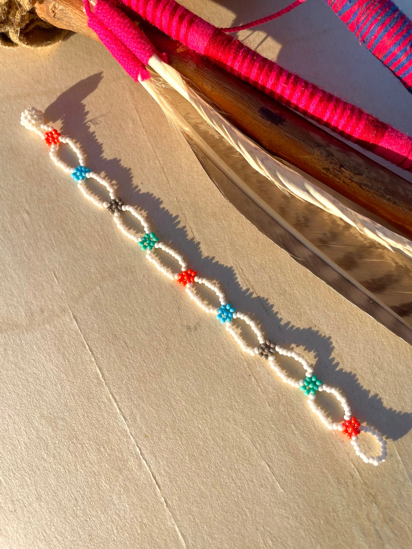 Flores del Espacio Bracelet - White & Multicolor
