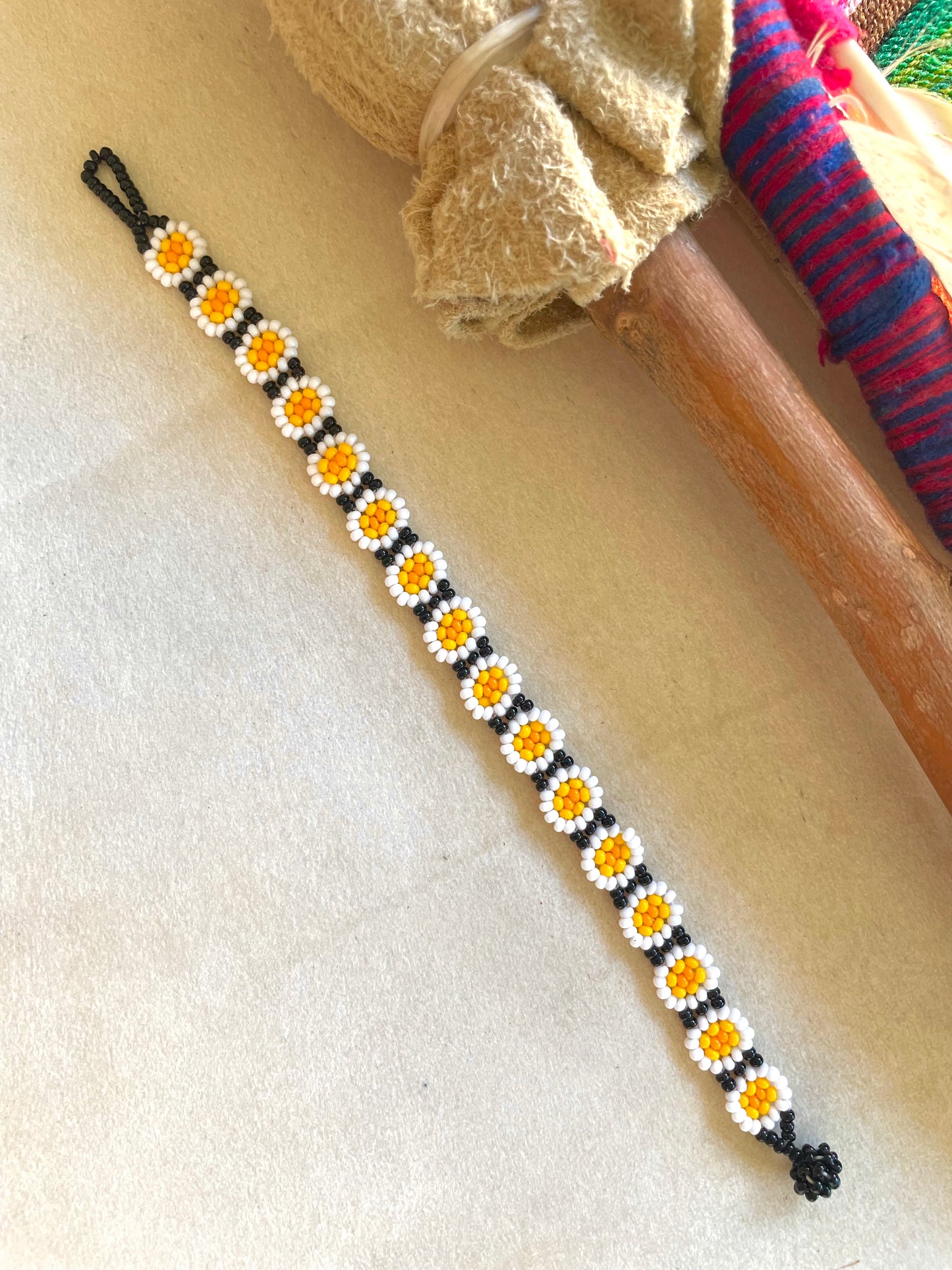Margaritas Bracelet - Daisy Classic Colors