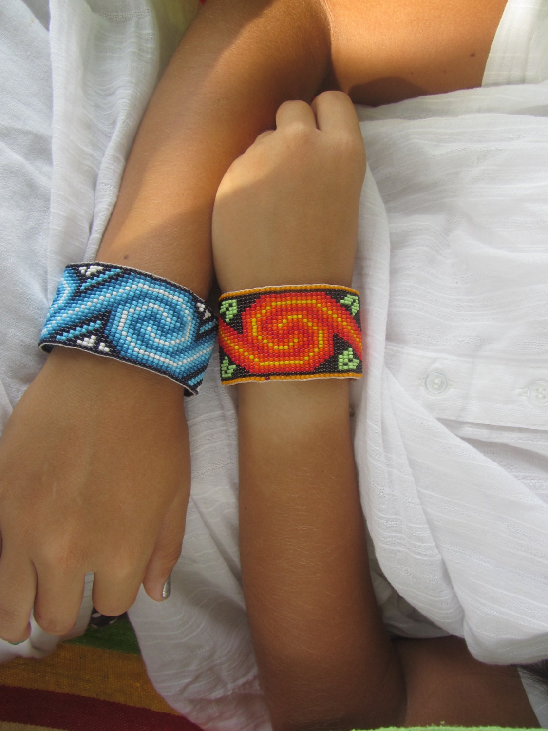 Olas de Mar Bracelet- Colores Fuego y Turquesa