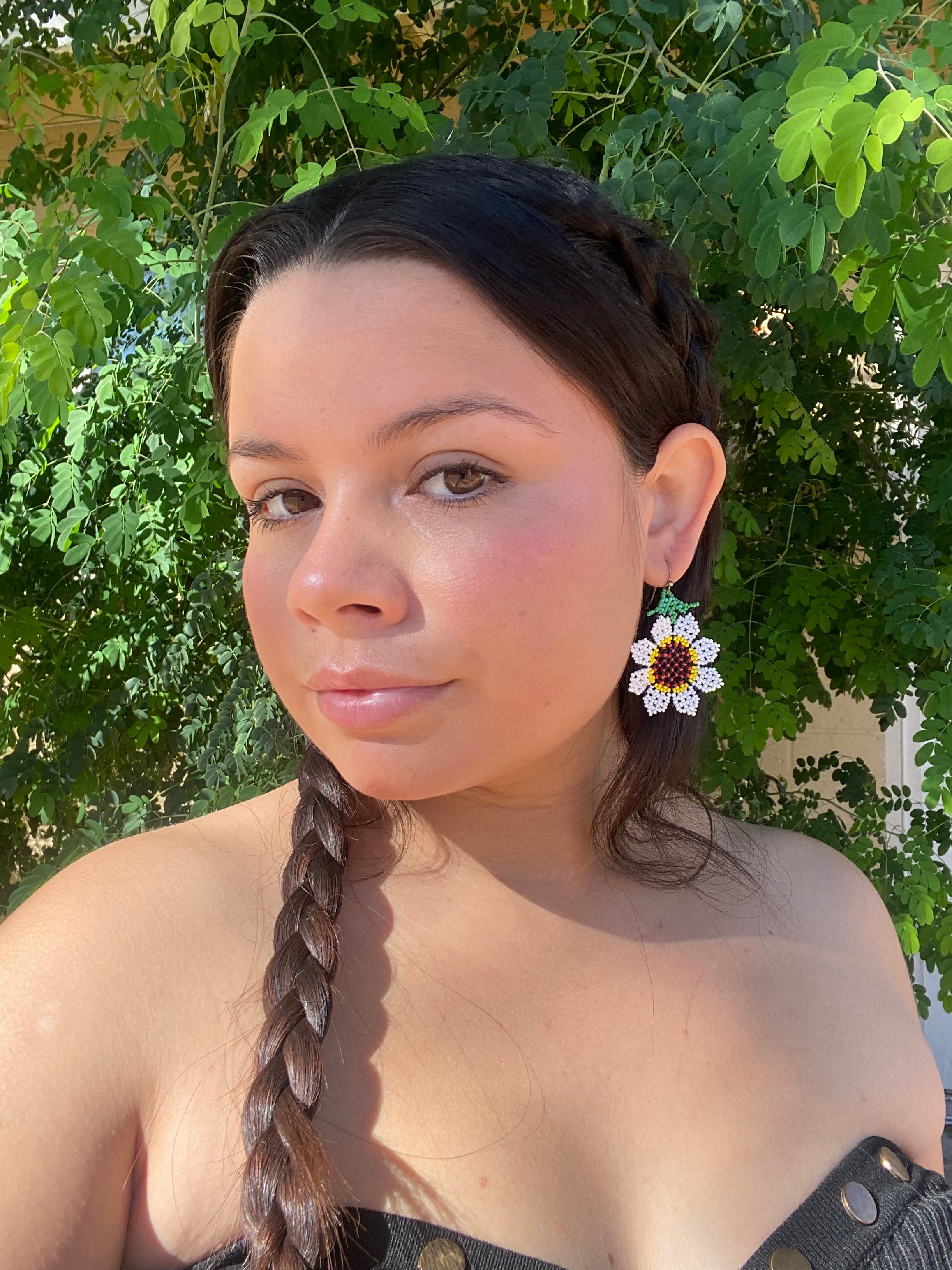 Flor Girasol - White Huichol Flower Beadwork Earrings (micro beads)