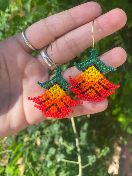 Lirio de Fuego Earrings
