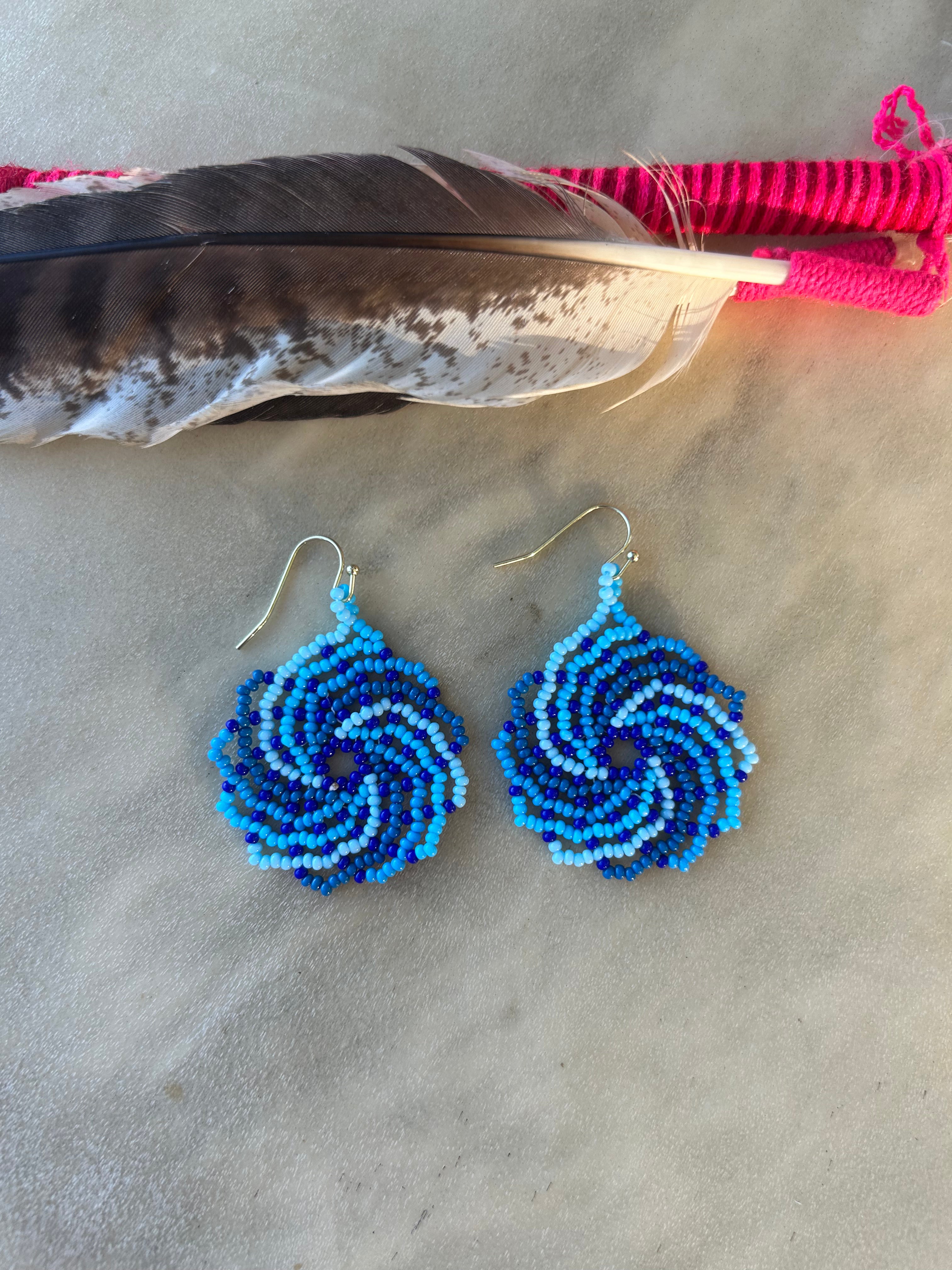 Olas del Mar - Huichol Beadwork Earrings
