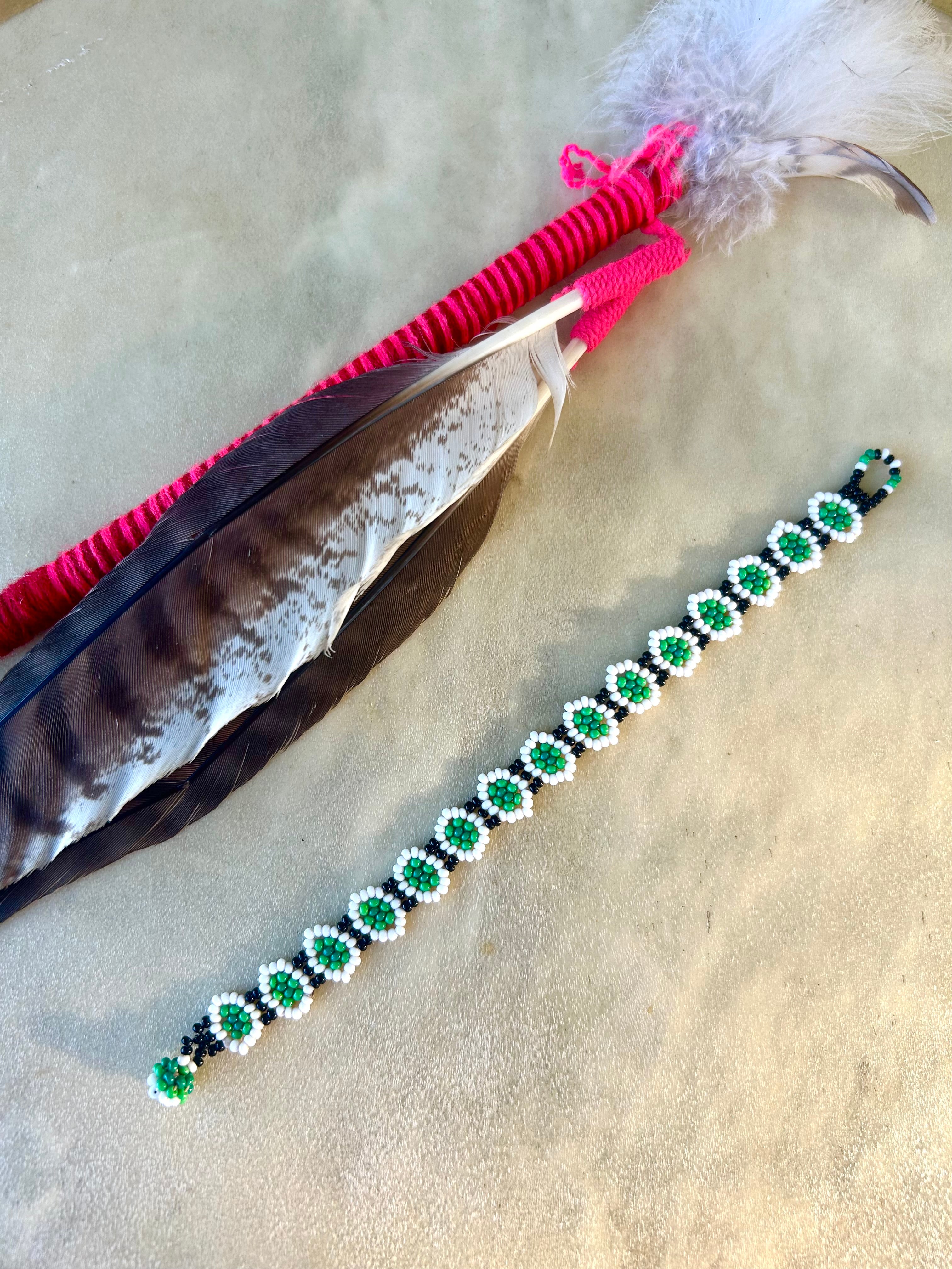 Margaritas Bracelet - Green & White Beadwork Bracelet