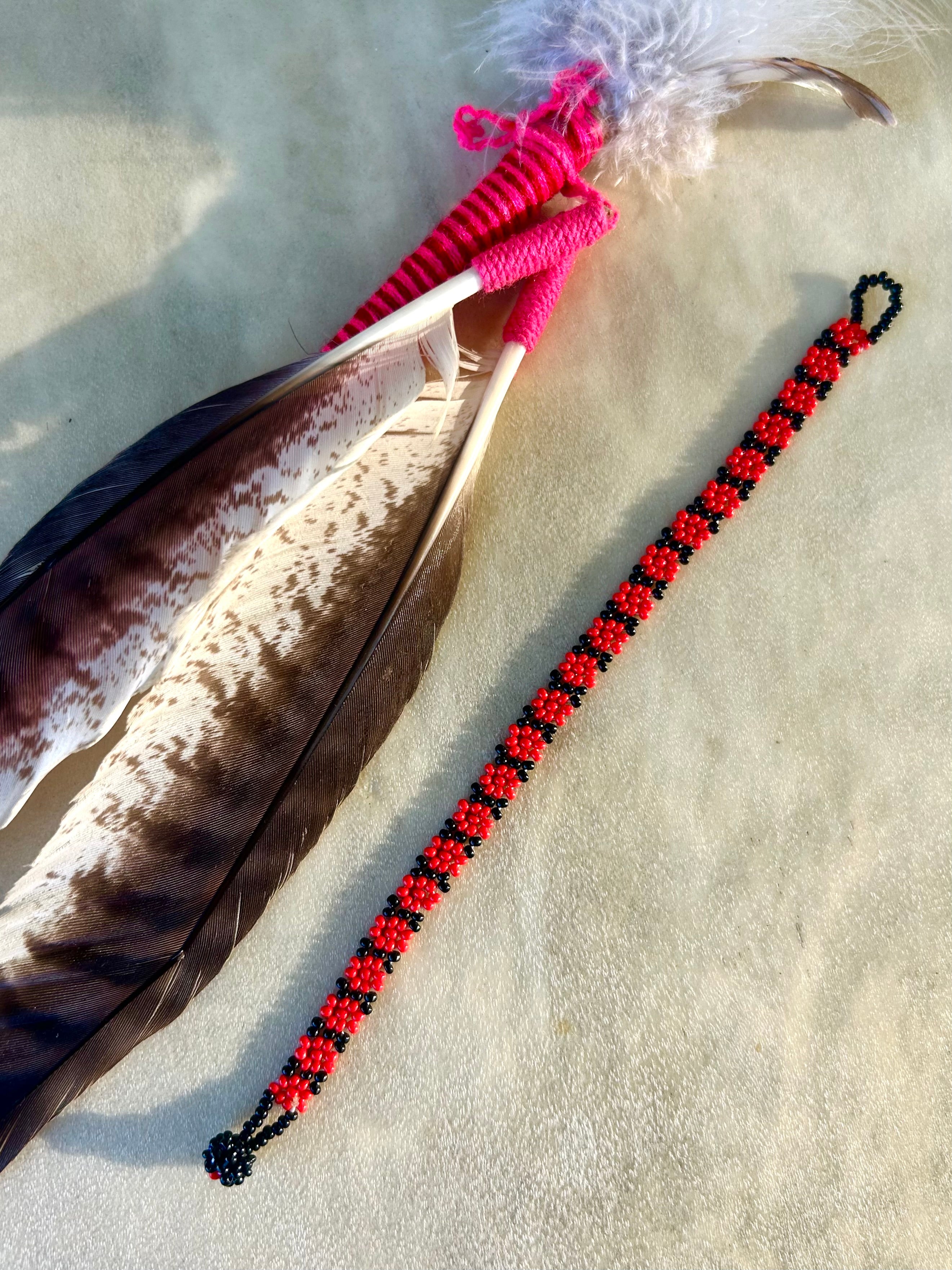 Small Huichol Beaded Bracelet - Red & Black