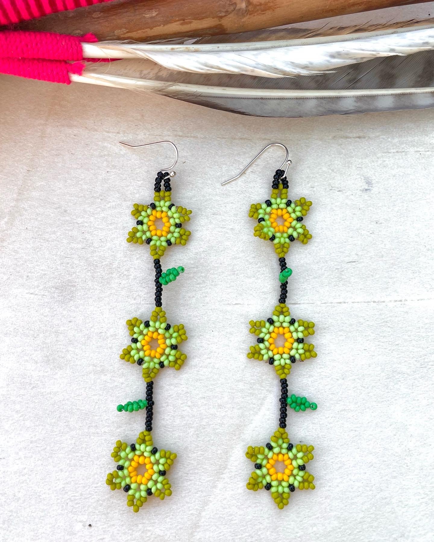 Cadena de Flores - Leaf Green Huichol Flower Beadwork Earrings
