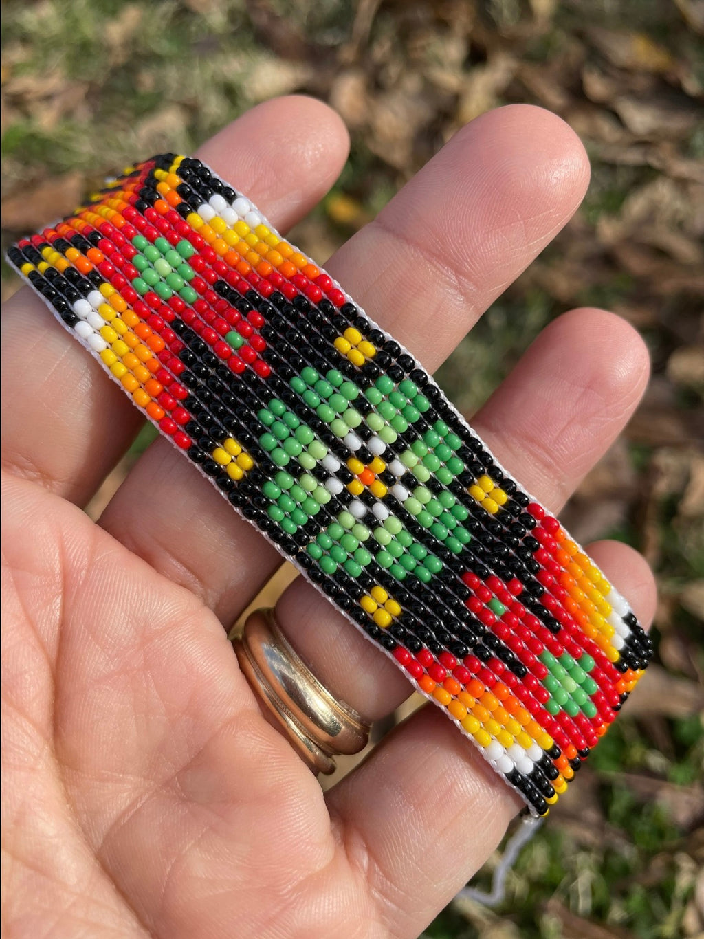 Águila Celestial - Red & Green Huichol Loom Beadwork Bracelet