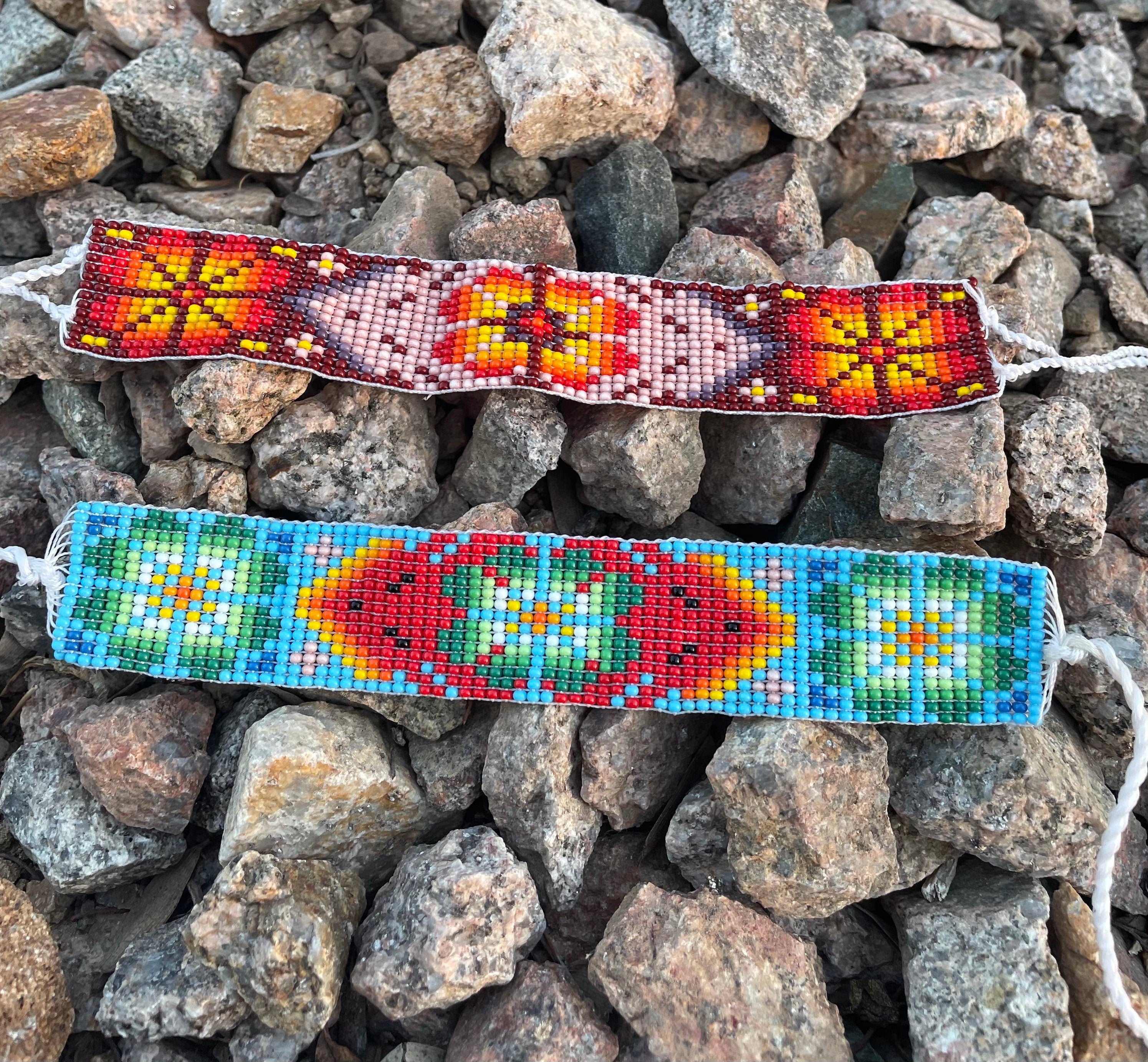 Venado y Peyote - Maroon & Pink Huichol Deer Loom Beadwork Bracelet