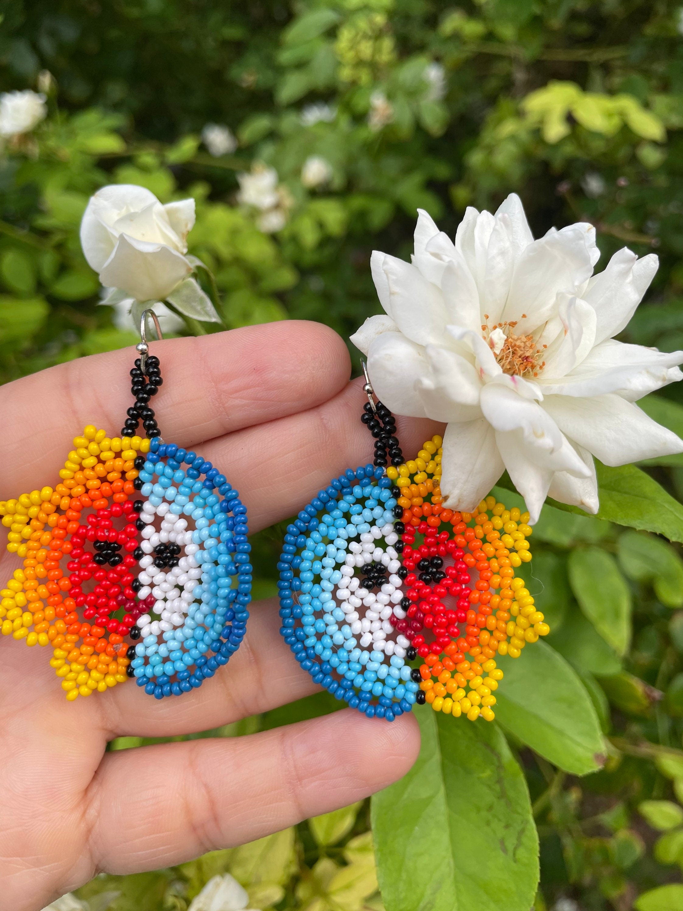 Eclipse Sol y Luna - Huichol Eclipse Beadwork Earrings