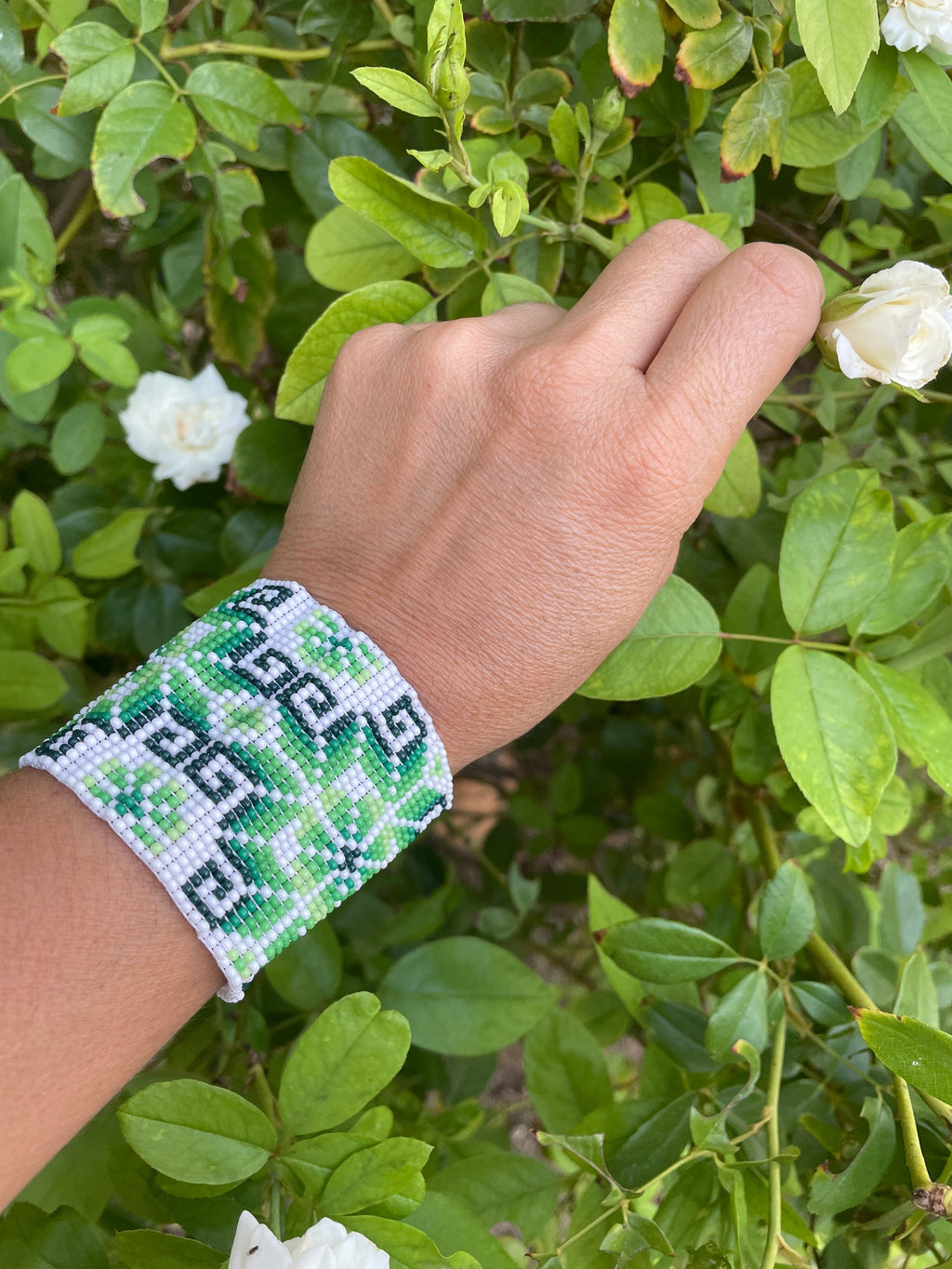 Cactus de Luz - White and Green Huichol Loom Beadwork Bracelet