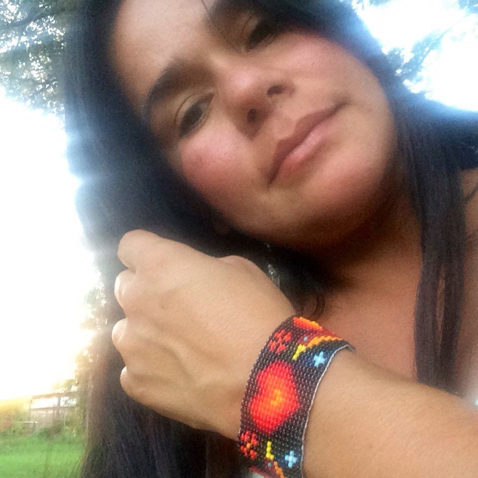 Colibrí Corazón - Black & Fire Colors Huichol Loom Beadwork Bracelet