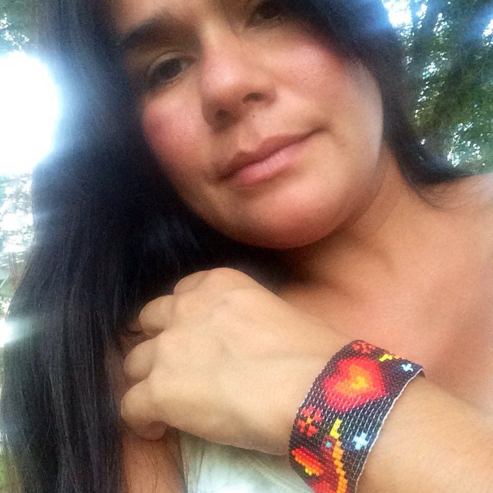 Colibrí Corazón - Black & Fire Colors Huichol Loom Beadwork Bracelet