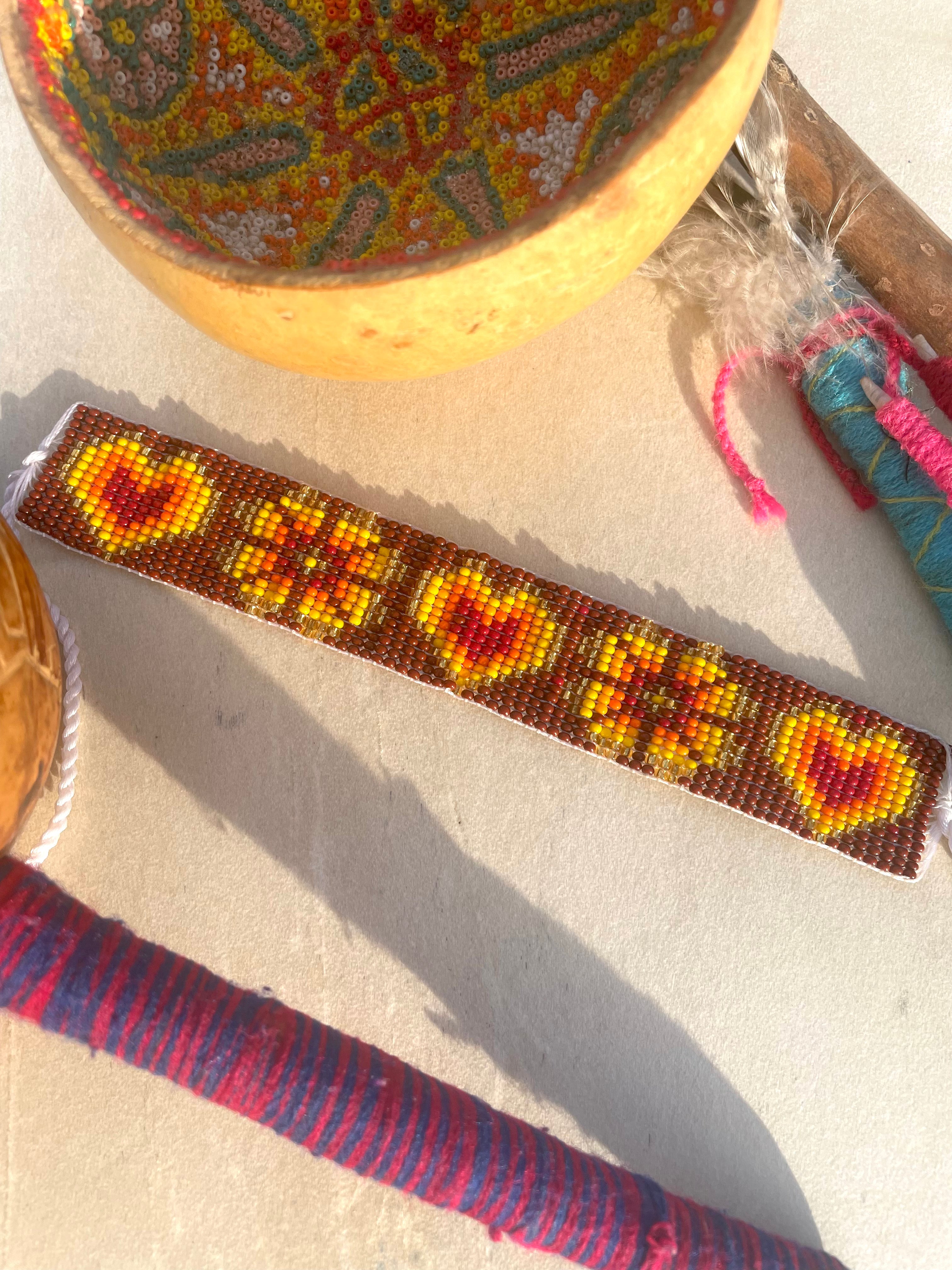 Flor Corazón - Earth & Fire Huichol Loom Beadwork Bracelet