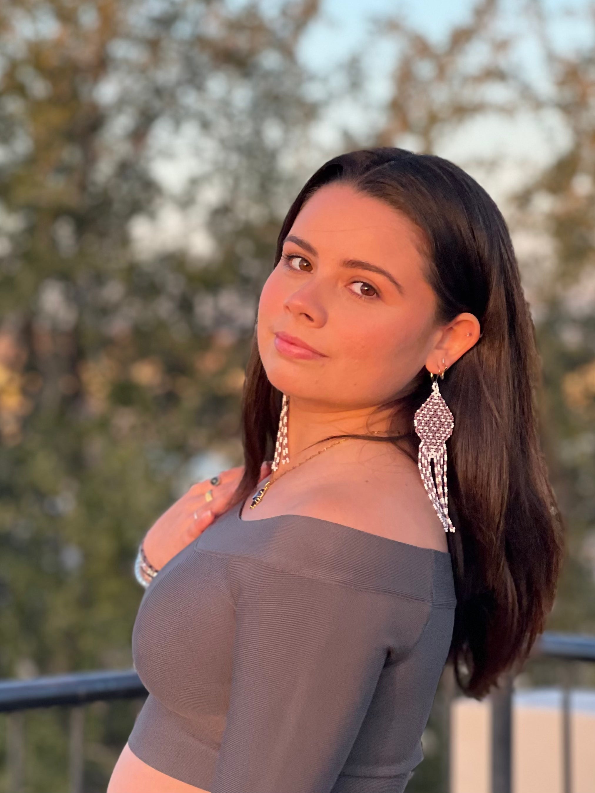 Ojo de Dios Geométrico - Lavender & White Huichol God’s Eye Beadwork Earrings